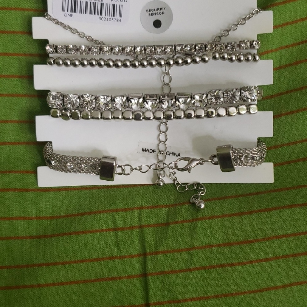 Bracelets - Picture 2 of 2